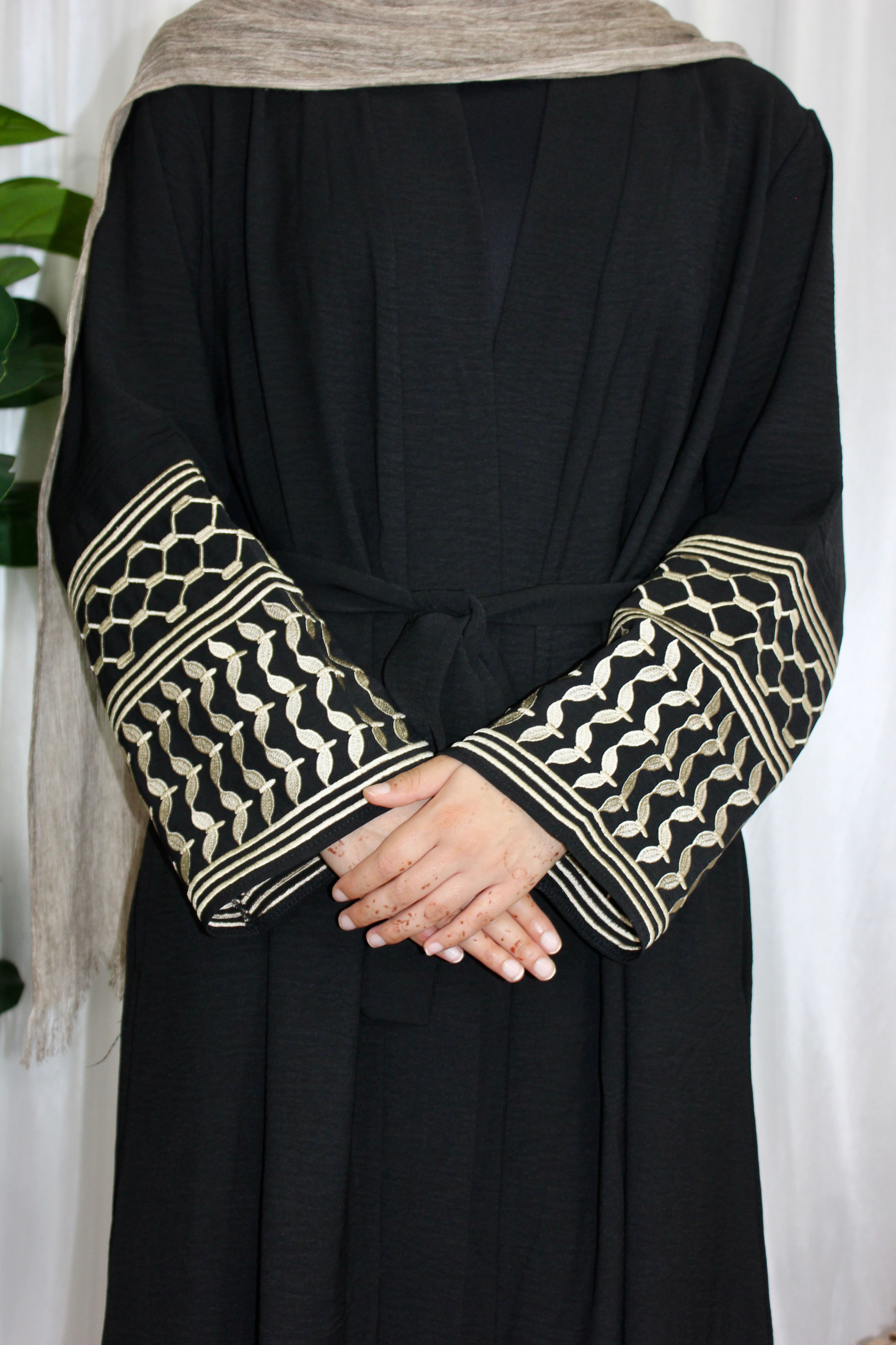 Keffiyeh Abaya - Black