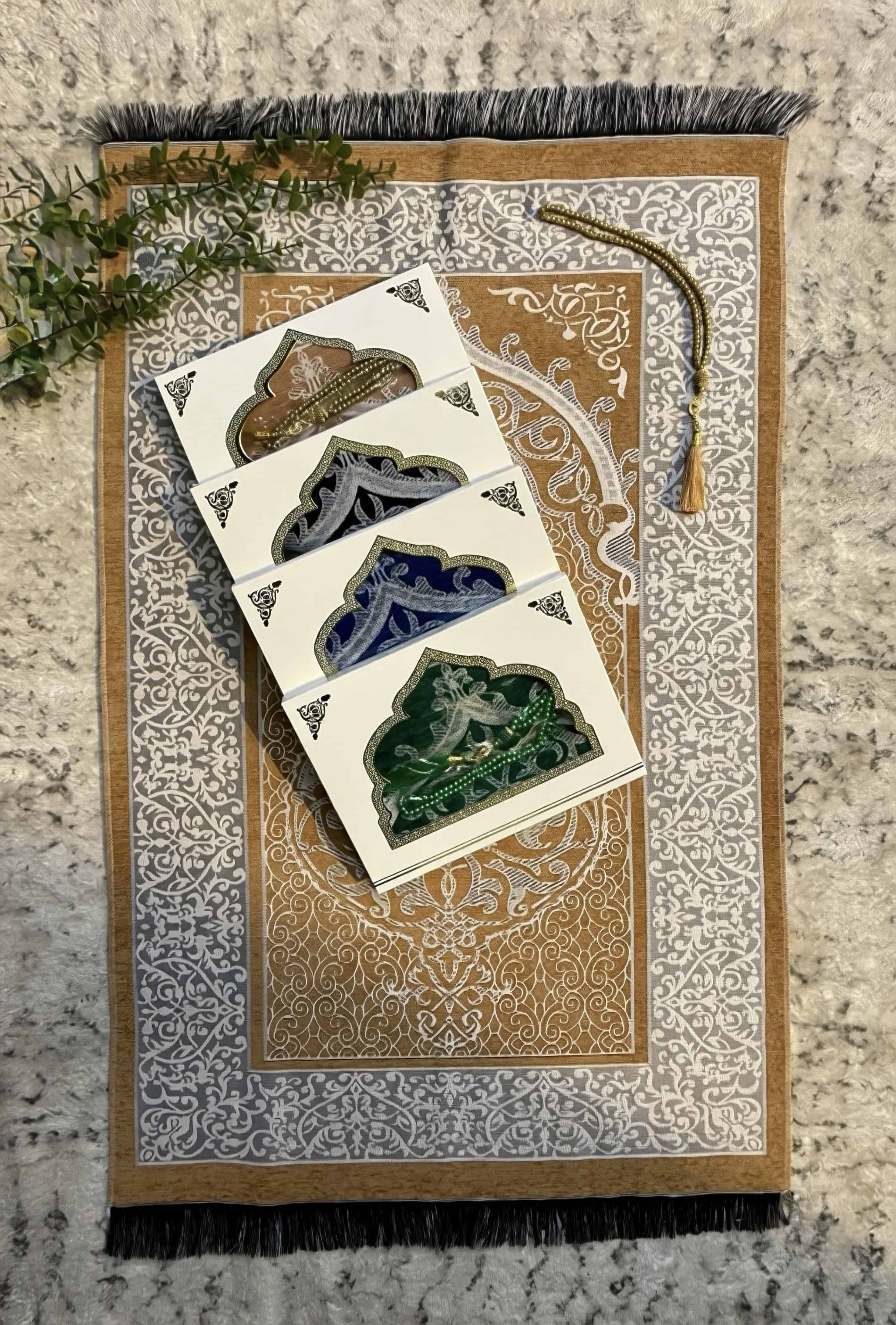Prayer Mat & Tasbih Gift Set