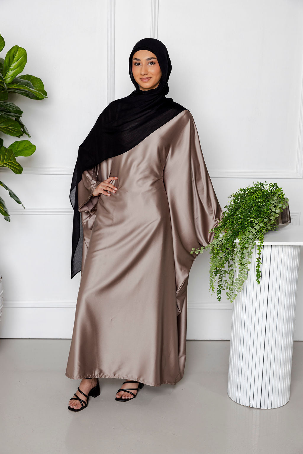Butterfly Abaya - Brown